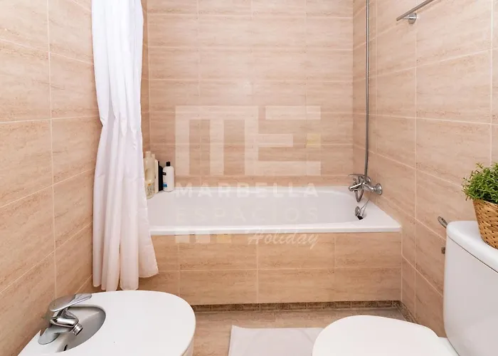 Amplio Planta Jardin Nagueles *