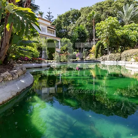 Amplio Planta Jardin Nagueles Apartment Marbella