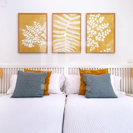 Amplio Planta Jardin Nagueles * Marbella