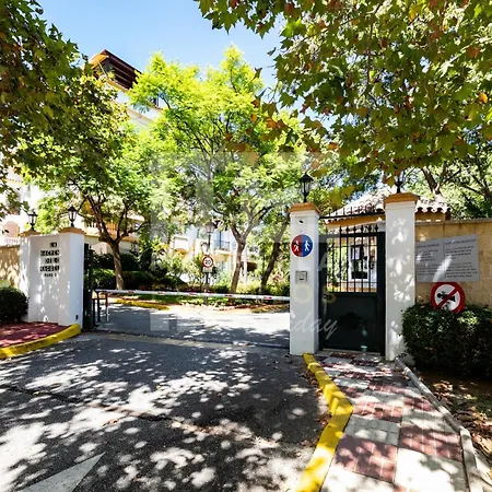 Apartment Amplio Planta Jardin Nagueles *