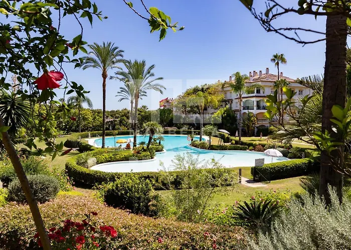 Amplio Planta Jardin Nagueles *