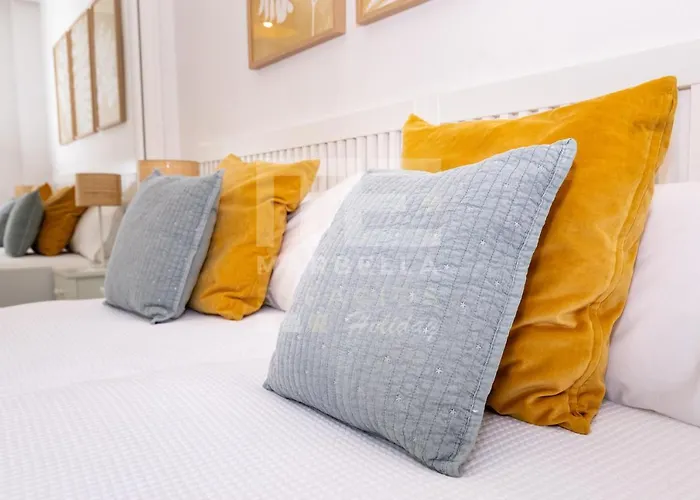 Amplio Planta Jardin Nagueles