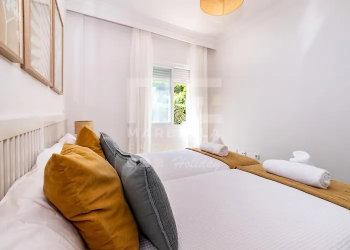 Amplio Planta Jardin Nagueles *