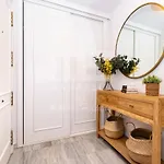 Amplio Planta Jardin Nagueles Lägenhet