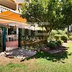 Amplio Planta Jardin Nagueles *