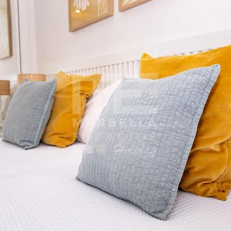 Amplio Planta Jardin Nagueles